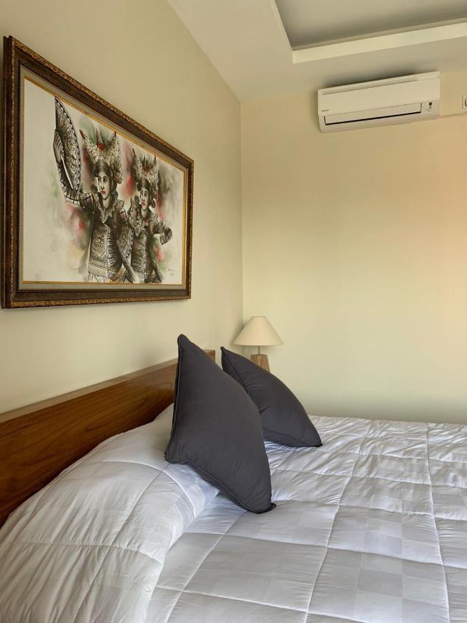 Londo House Hotell Ubud Exteriör bild