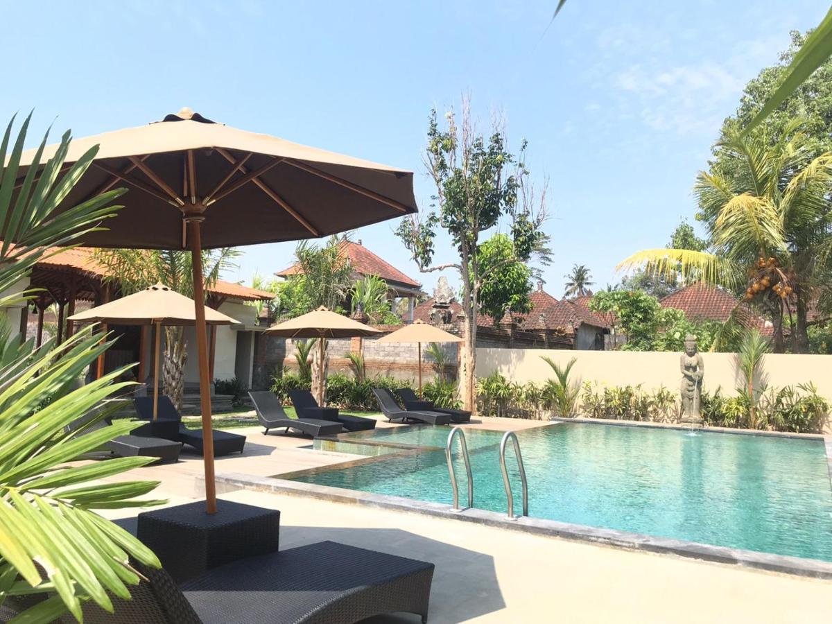 Londo House Hotell Ubud Exteriör bild