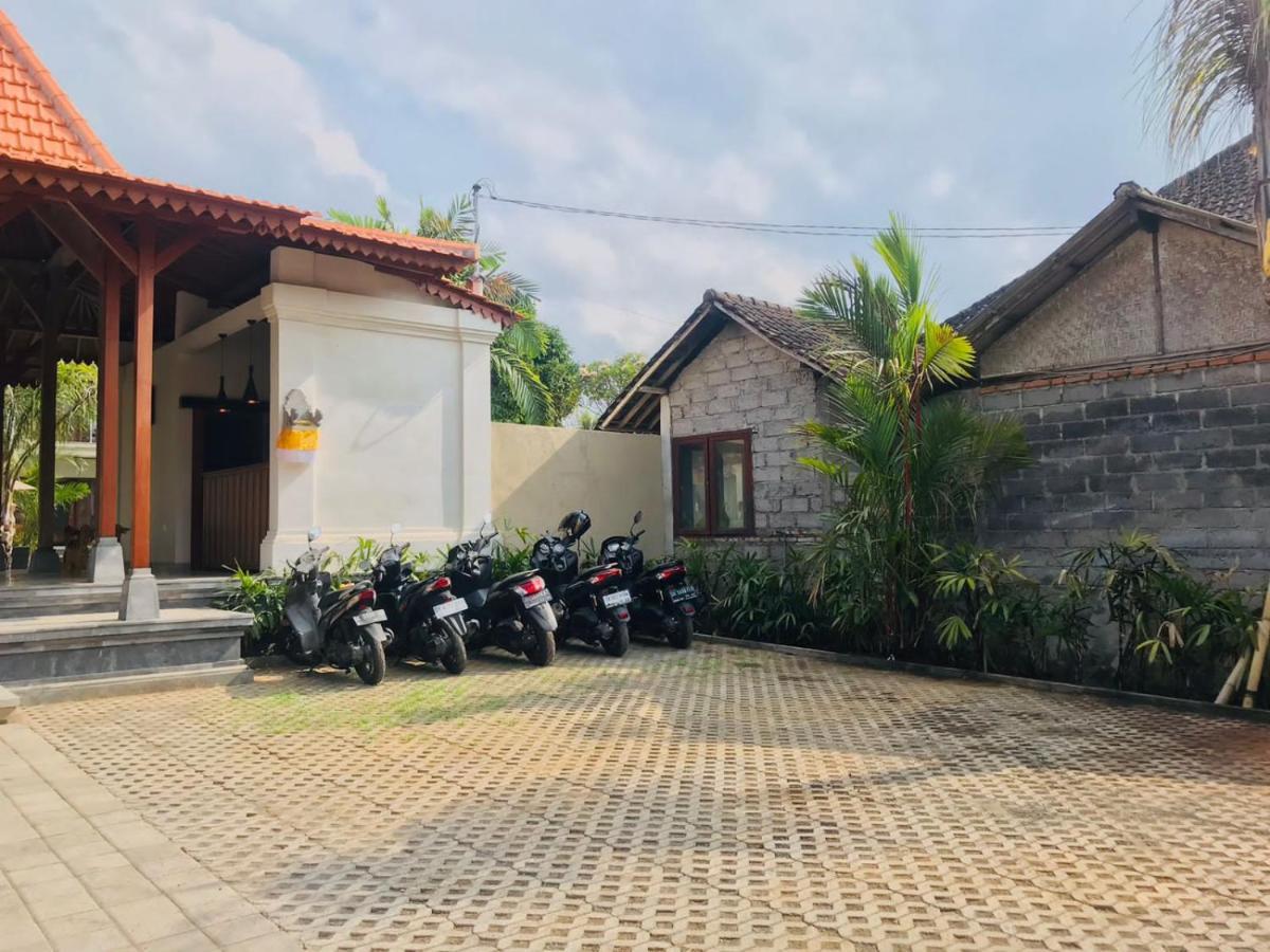 Londo House Hotell Ubud Exteriör bild